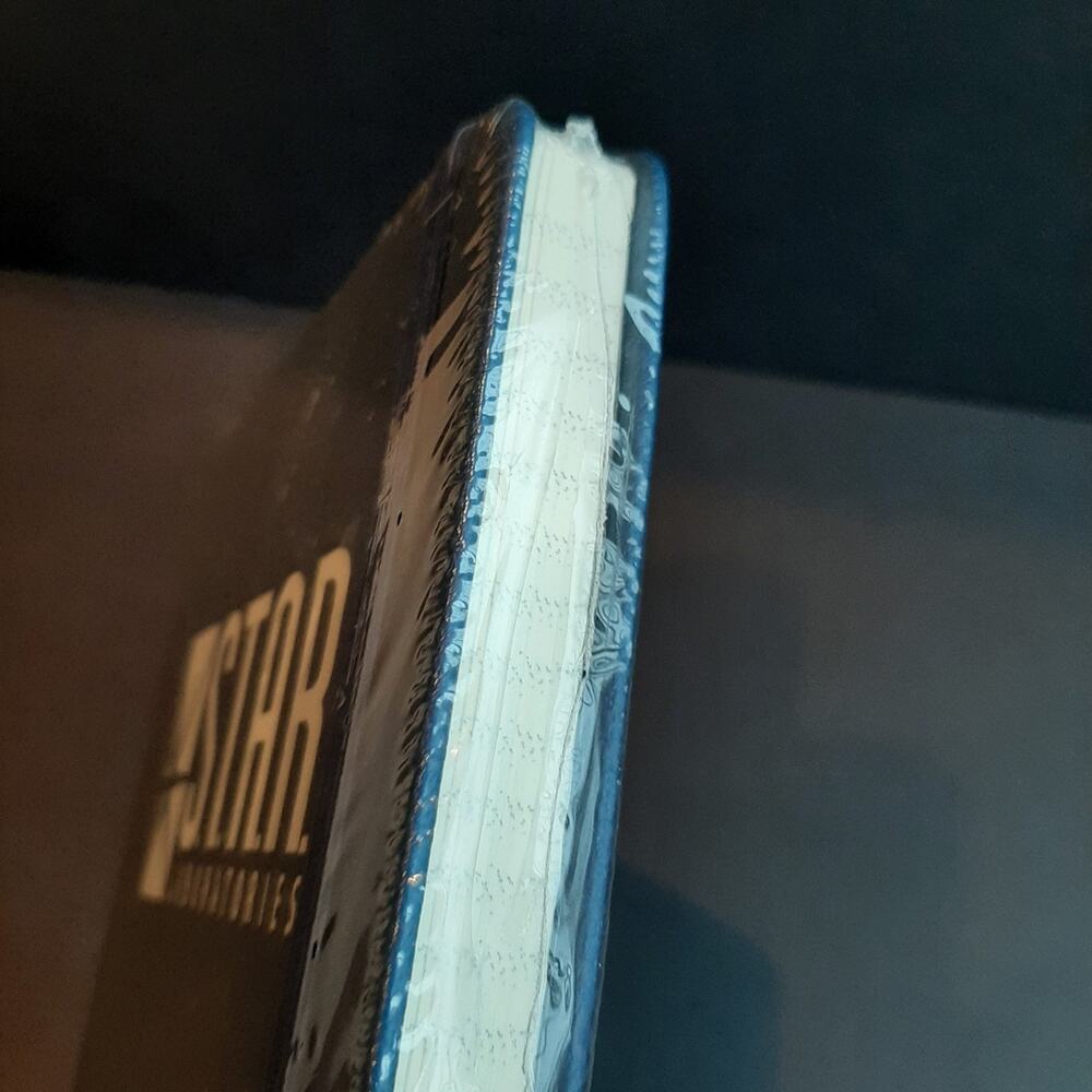 The Flash Notebook Sealed - Picture 2 of 3
